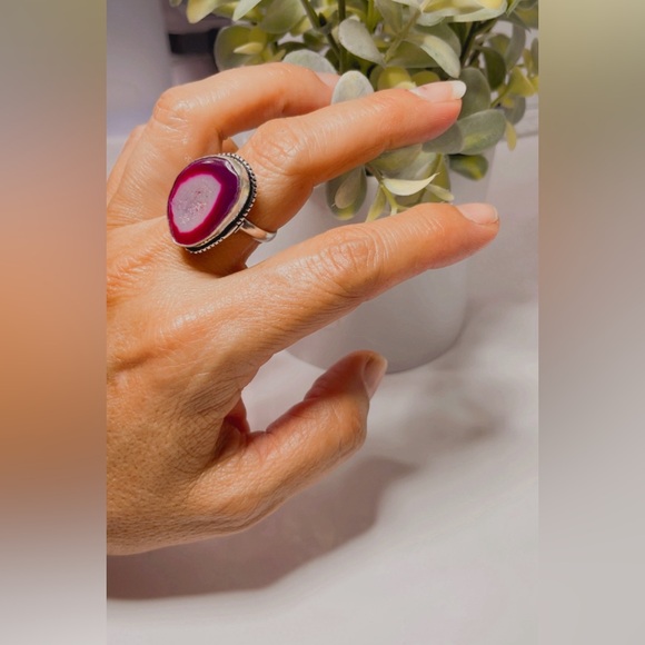 925 Sterling Silver Plated Pink gem women’s ring. SIZE 10 - Picture 5 of 17